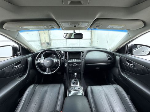 Used 2017 INFINITI QX70 2WD image 21