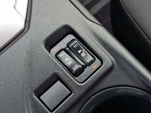 Used 2022 Subaru Impreza Premium image 25