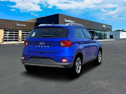 New 2026 Hyundai Venue SEL image 8