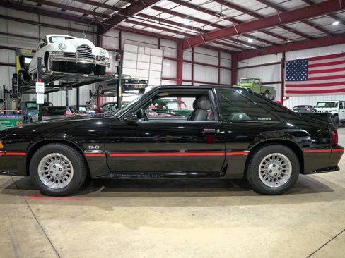 Used 1989 Ford Mustang GT image 4