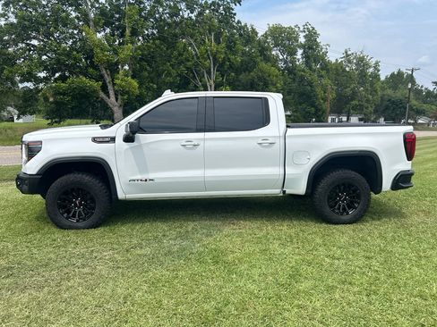 Used 2023 GMC Sierra 1500 AT4X AWD/4WD image 8