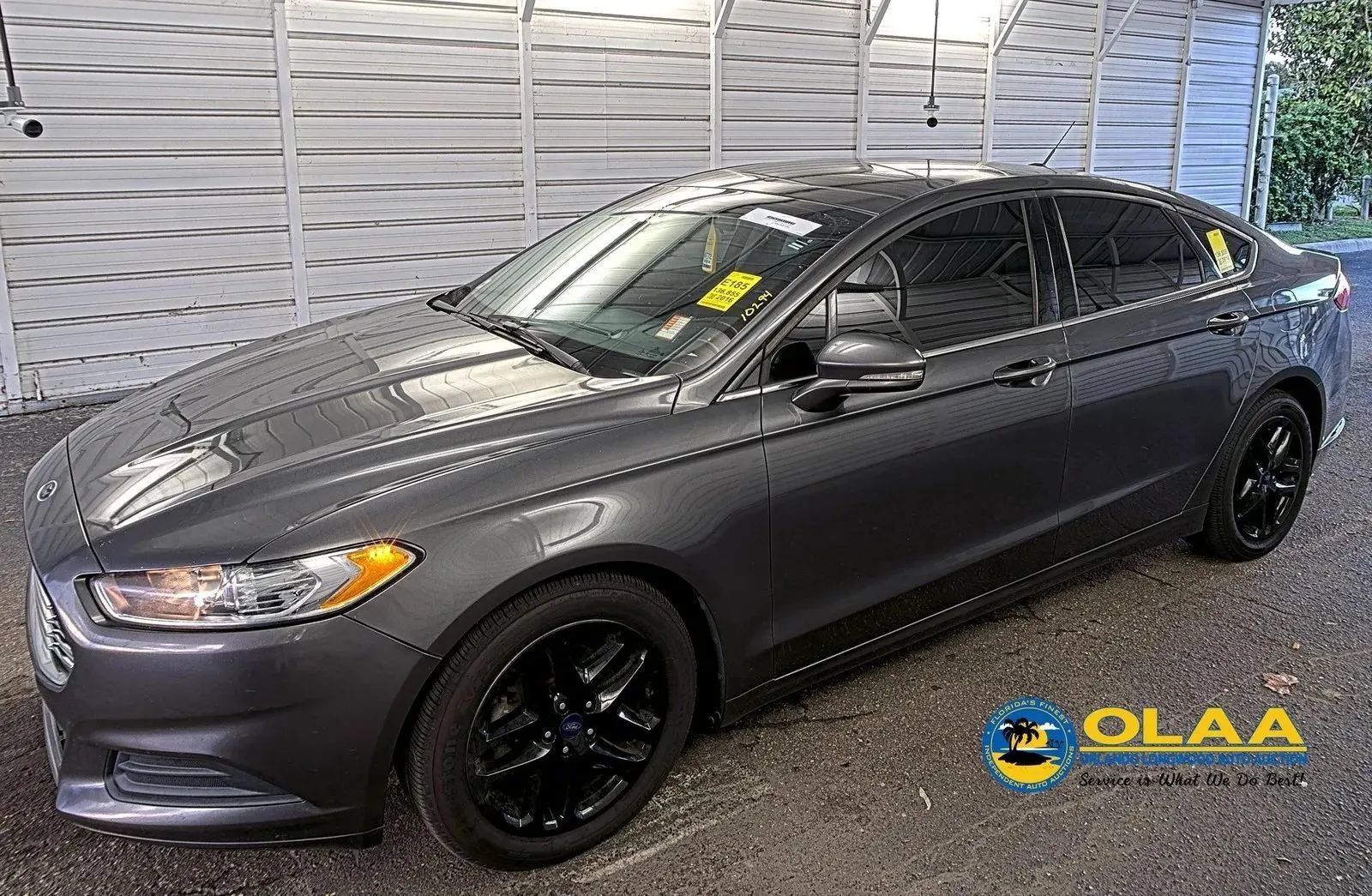 Used 2016 Ford Fusion SE FWD image 1