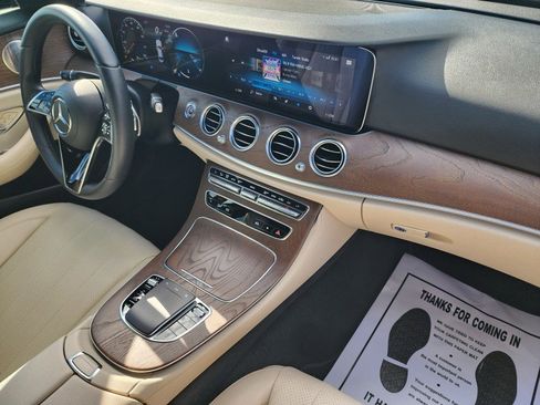 Used 2023 Mercedes-Benz E 350 4MATIC Sedan image 21