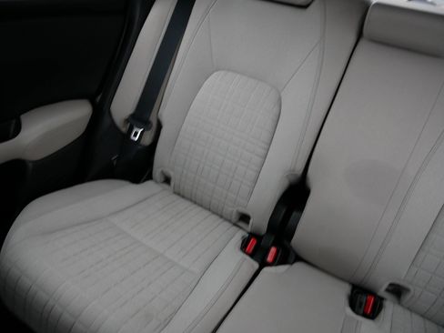 Used 2023 Honda HR-V LX image 12