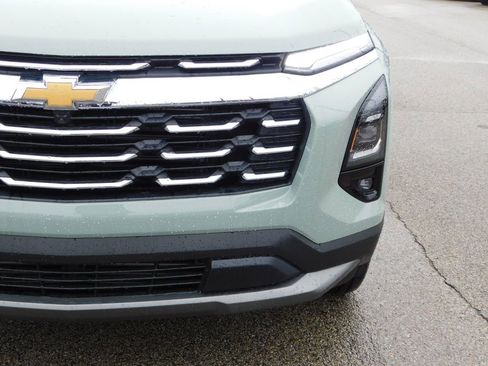 New 2026 Chevrolet Equinox LT w/ Convenience Package II image 9