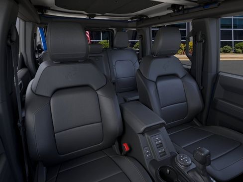 New 2025 Ford Bronco Badlands AWD/4WD image 10
