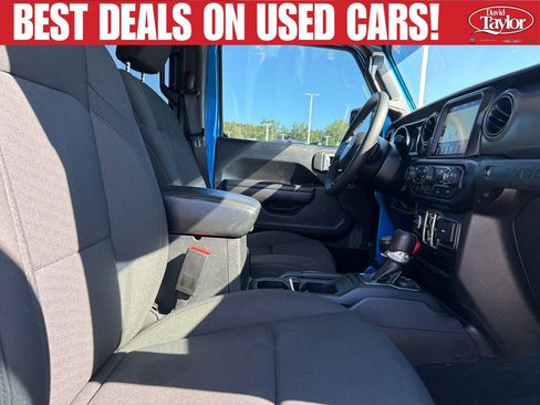 Used 2022 Jeep Wrangler Unlimited Sport AWD/4WD image 33
