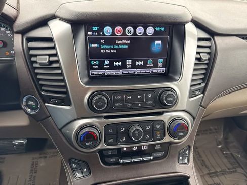 Used 2017 Chevrolet Suburban Premier image 10