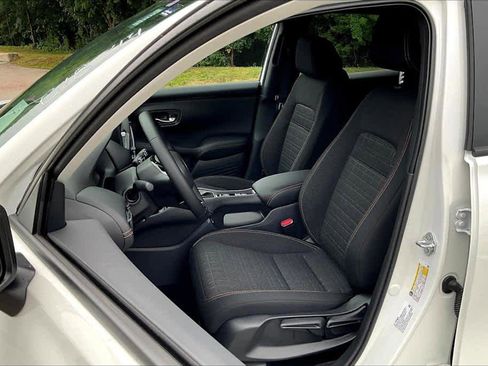 New 2026 Honda HR-V Sport image 10