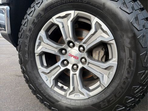 Certified 2021 GMC Sierra 1500 SLT w/ SLT Convenience Package image 25