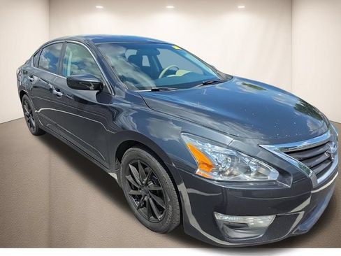 Used 2015 Nissan Altima 2.5 S w/ Power Driver Seat Package FWD image 7