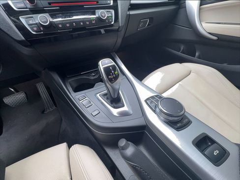 Used 2017 BMW 230i xDrive Convertible AWD/4WD image 37