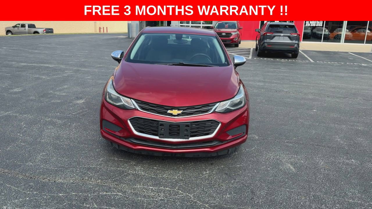 Used 2017 Chevrolet Cruze LT FWD image 3