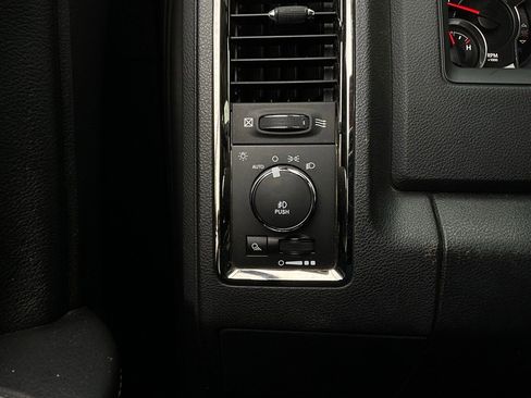 Used 2017 RAM 1500 Sport w/ Black Ram 1500 Sport Group image 22