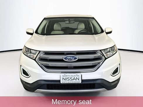 Used 2018 Ford Edge Titanium w/ Technology Package FWD image 2