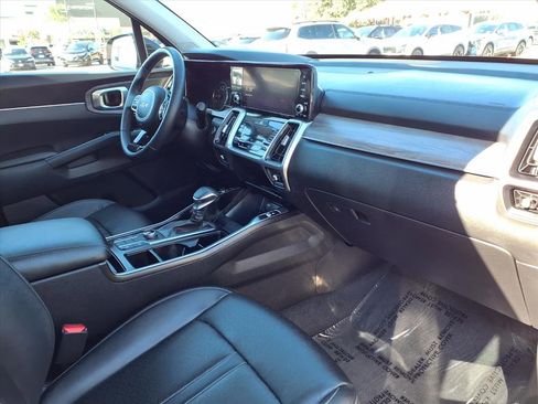 Certified 2022 Kia Sorento S image 15