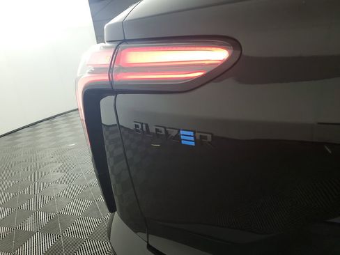 New 2026 Chevrolet Blazer EV SS image 32