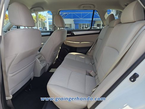 Used 2018 Subaru Outback 2.5i Premium w/ Popular Package #1 image 11