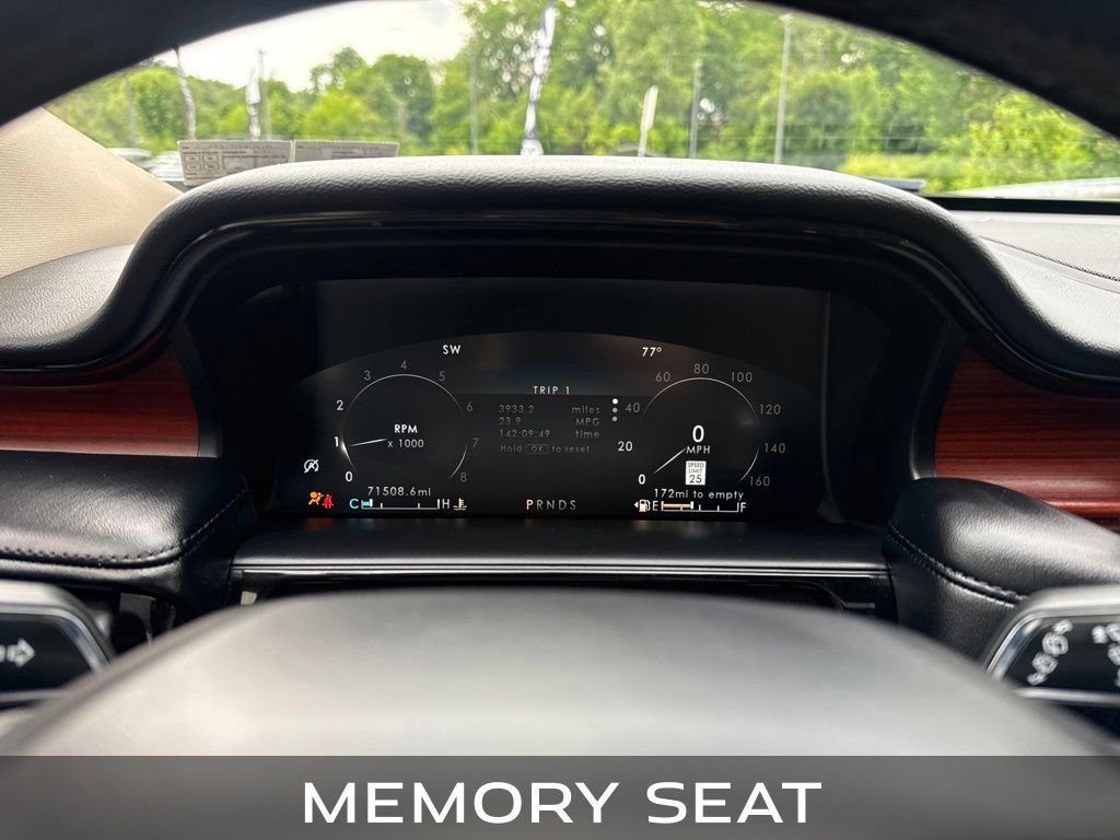 Used 2021 Lincoln Nautilus Reserve AWD/4WD image 14