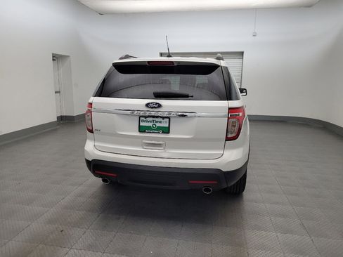 Used 2014 Ford Explorer XLT w/ Equipment Group 202A FWD image 7