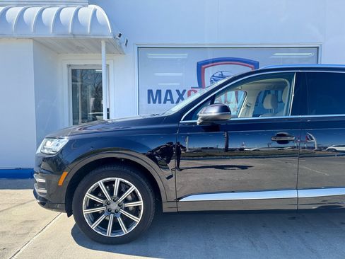 Used 2018 Audi Q7 3.0T Prestige w/ Prestige Package image 22