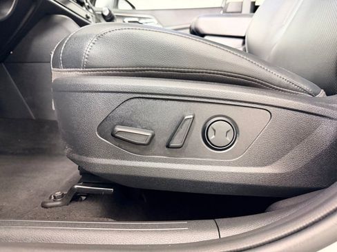 Used 2025 Kia Sportage SX FWD image 24