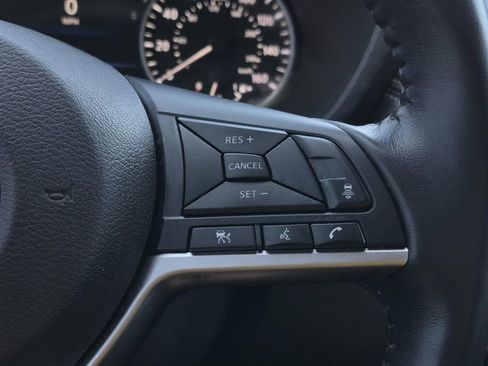 Used 2020 Nissan Sentra SV w/ Electronics Package image 19