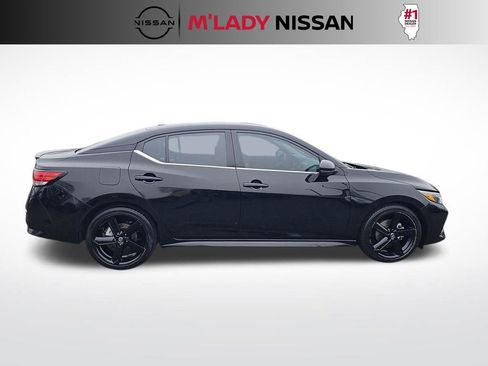 Used 2022 Nissan Sentra SR w/ Midnight Edition image 5