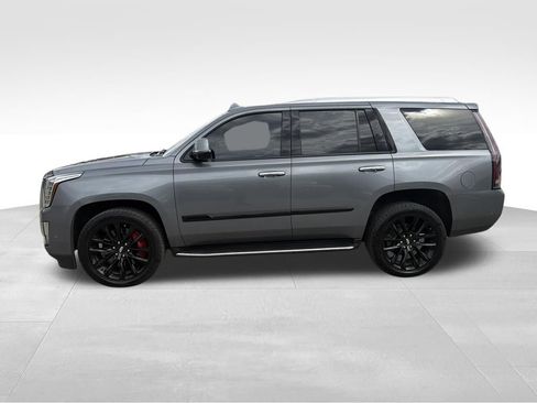 Used 2020 Cadillac Escalade Luxury w/ Escalade Sport Edition image 2