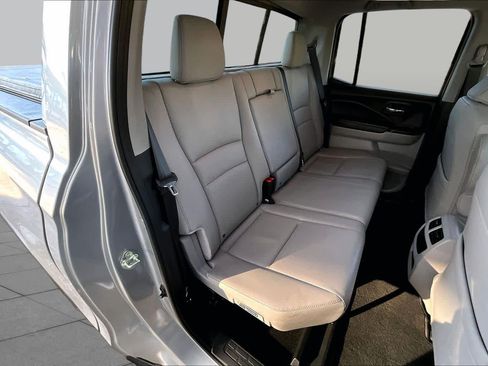 Certified 2019 Honda Ridgeline RTL-E image 19