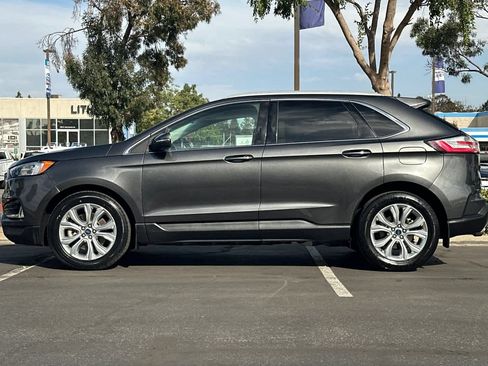 Used 2020 Ford Edge Titanium AWD/4WD image 6