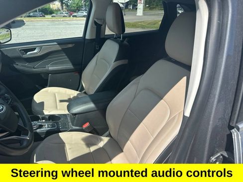 Used 2022 Ford Escape Titanium AWD/4WD image 10