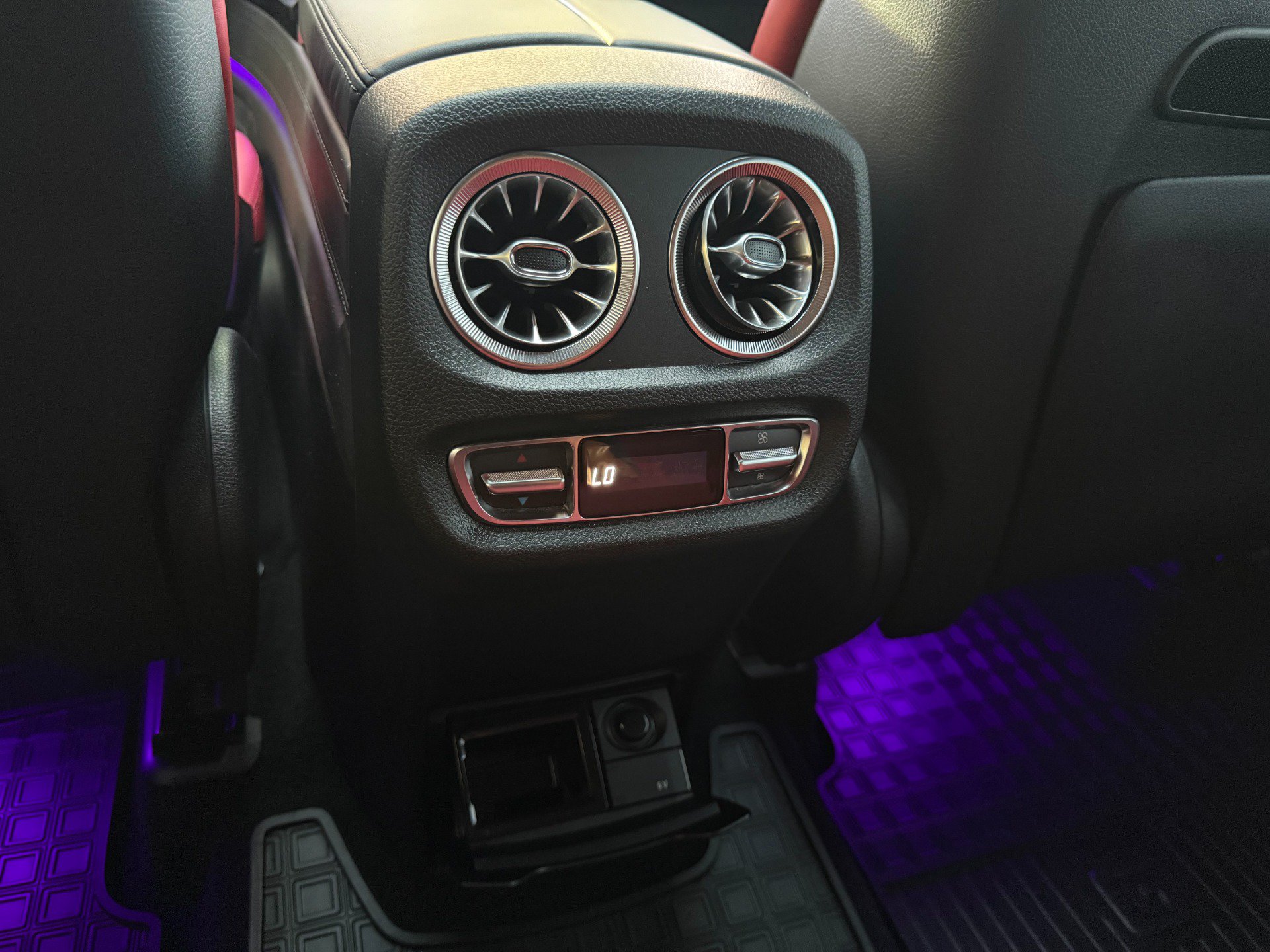 Used 2024 Mercedes-Benz G 63 AMG 4MATIC image 29