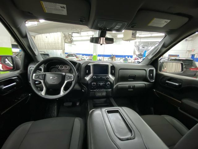 Used 2022 Chevrolet Silverado 1500 LT Trail Boss w/ Bed Protection Package AWD/4WD image 27