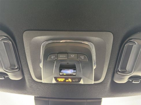 Used 2023 Toyota Corolla Cross AWD Hybrid image 6