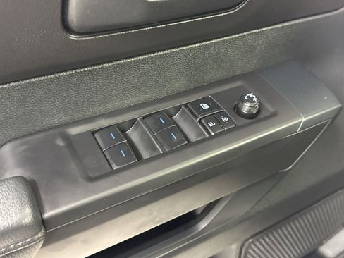 Used 2022 Toyota Tundra SR image 19