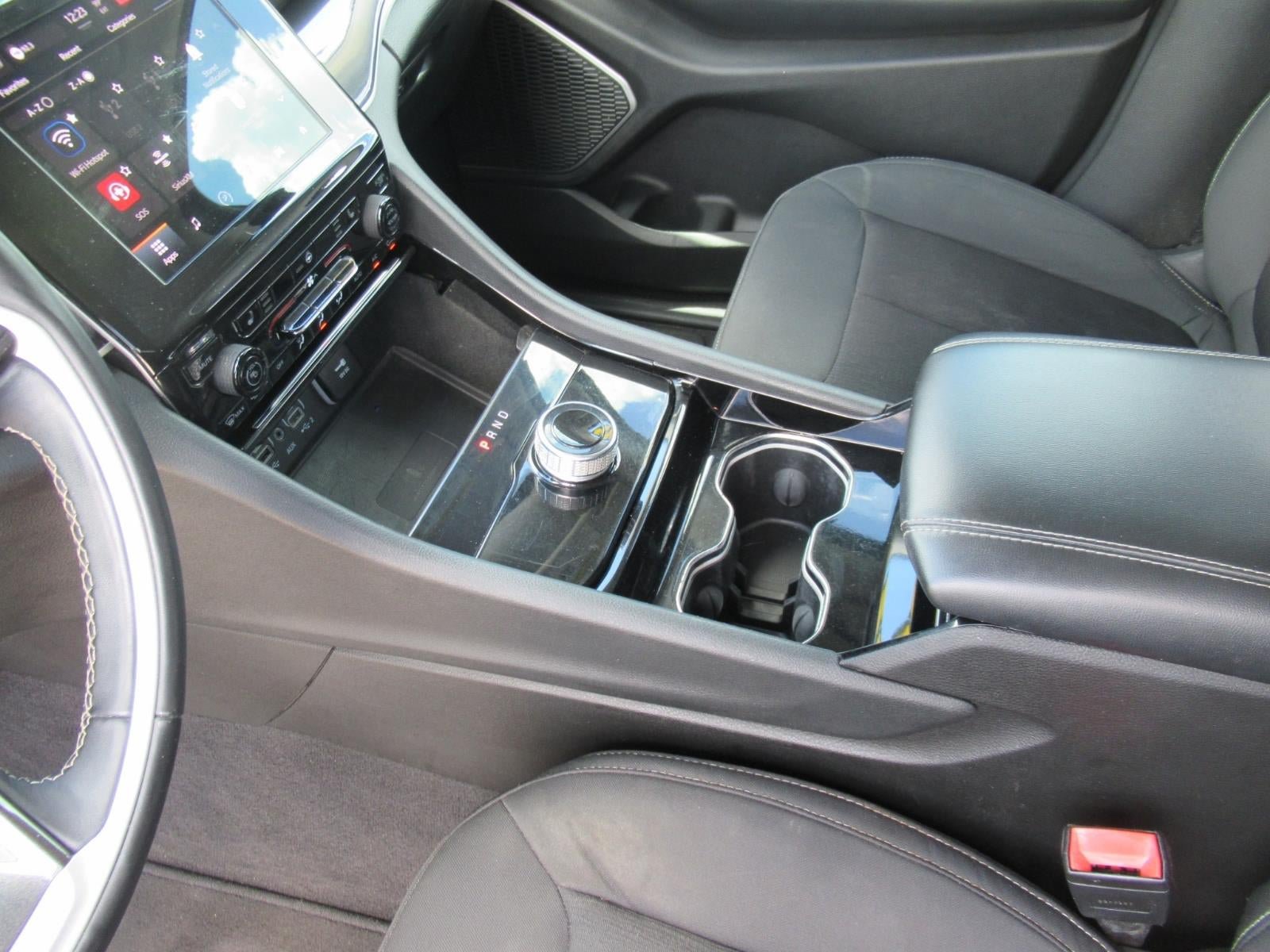 Used 2021 Jeep Grand Cherokee L Laredo w/ Luxury Tech Group I RWD image 16
