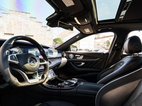 Used 2018 Mercedes-Benz E 63 AMG S image 34