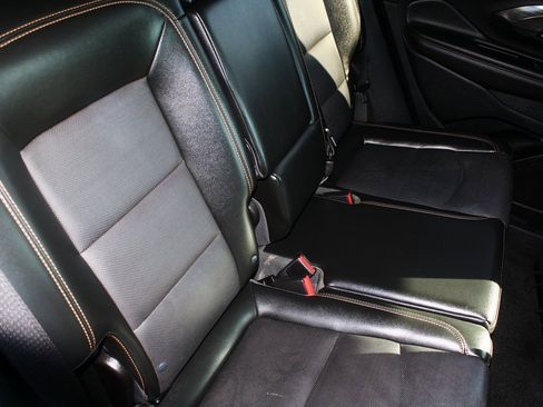 Used 2019 GMC Terrain SLT w/ Preferred Package image 8