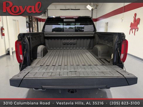 Used 2022 GMC Sierra 1500 SLT w/ SLT Premium Plus Package image 11