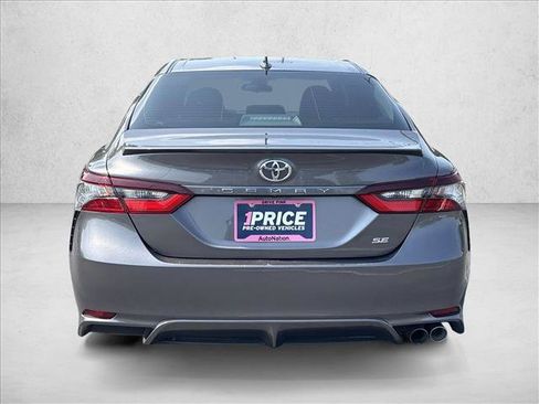 Certified 2022 Toyota Camry SE FWD image 5