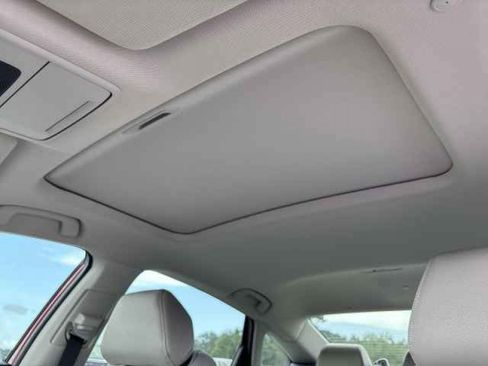 New 2025 Honda Accord SE image 4