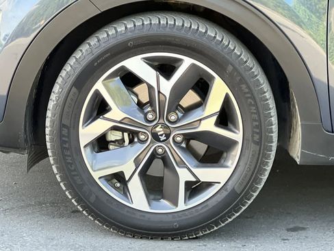 Used 2020 Kia Sportage EX w/ EX Technology Package image 12