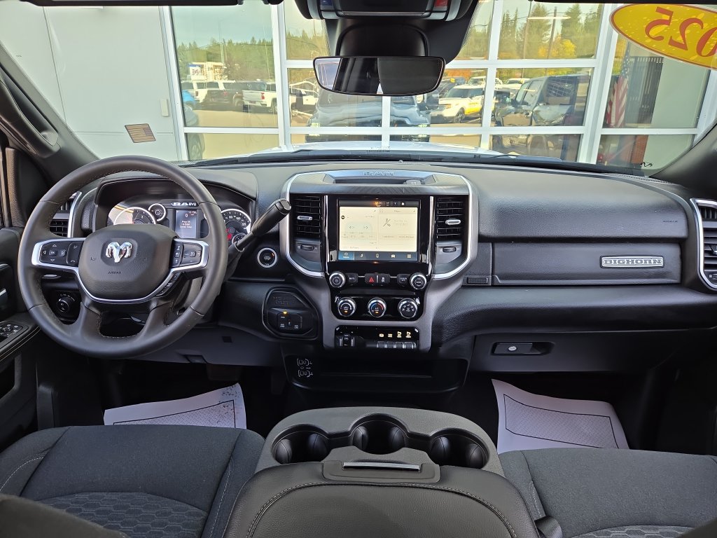 Used 2025 RAM 3500 Big Horn AWD/4WD image 18