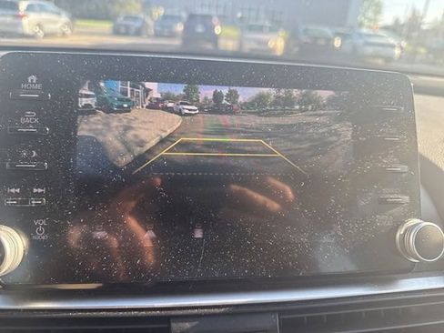 Certified 2018 Honda Accord EX image 12
