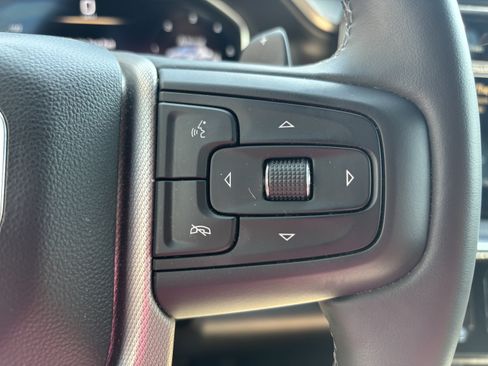 Used 2025 GMC Sierra 1500 Denali AWD/4WD image 19