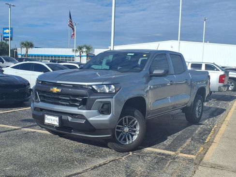 New 2026 Chevrolet Colorado LT w/ Advanced Trailering Package RWD image 2