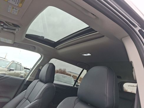 Certified 2025 Subaru Outback Limited AWD/4WD image 14