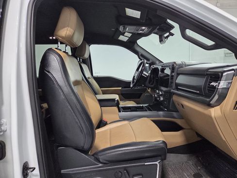 Used 2023 Ford F250 Lariat w/ Chrome Package AWD/4WD image 16