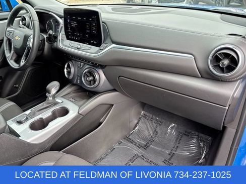 Certified 2024 Chevrolet Blazer LT w/ Convenience Package FWD image 27